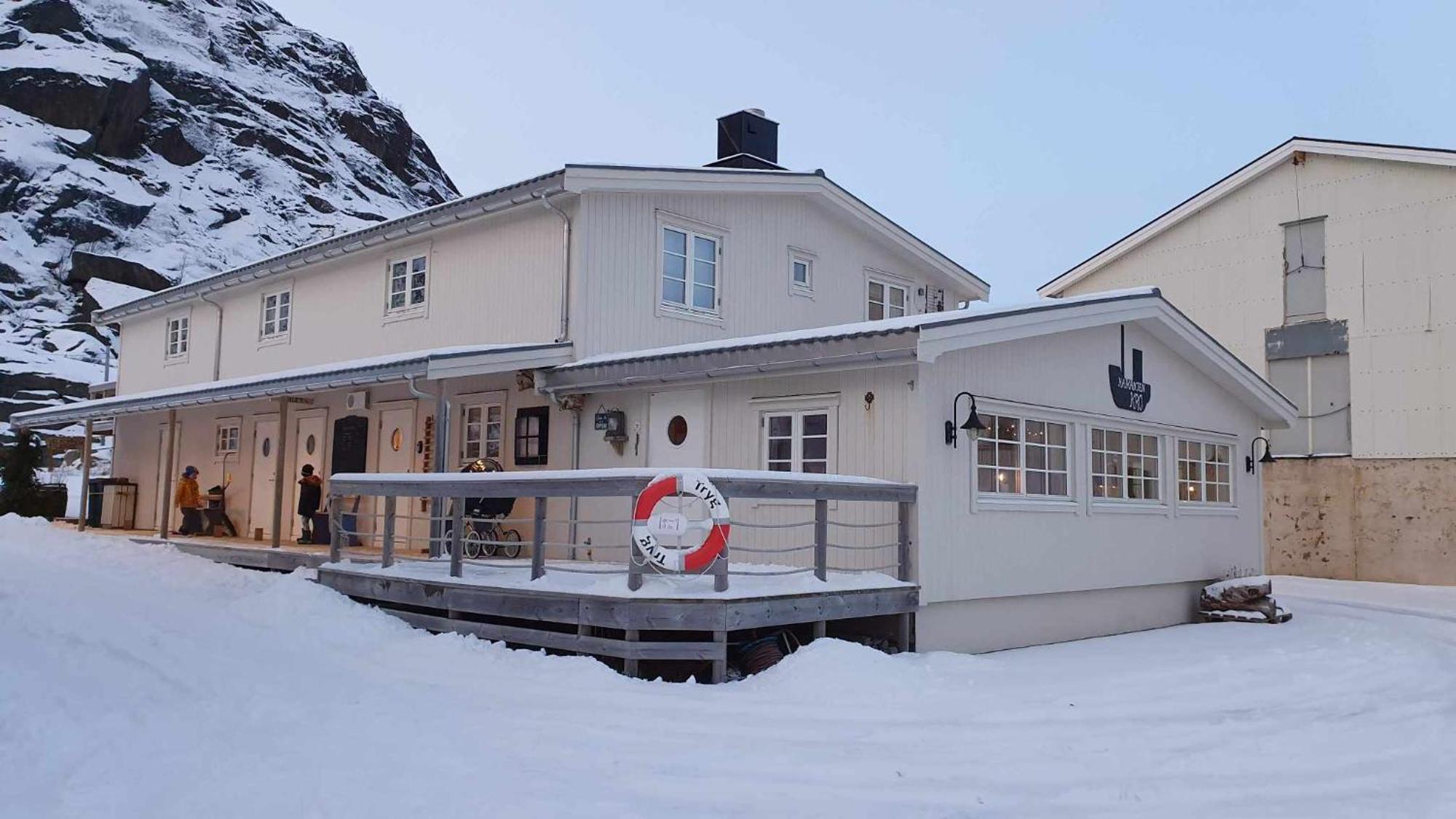 Kaikanten Rorbuer Sennesvik Exterior photo